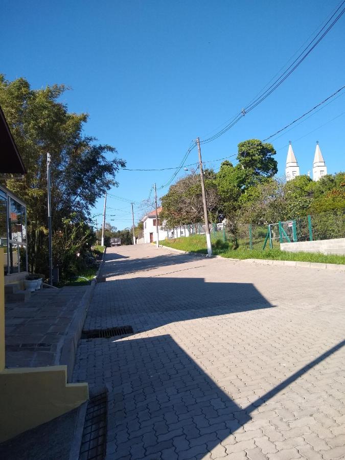 Casa Temporada Monte Belo Do Sul Villa Monte Belo dol Sul ภายนอก รูปภาพ
