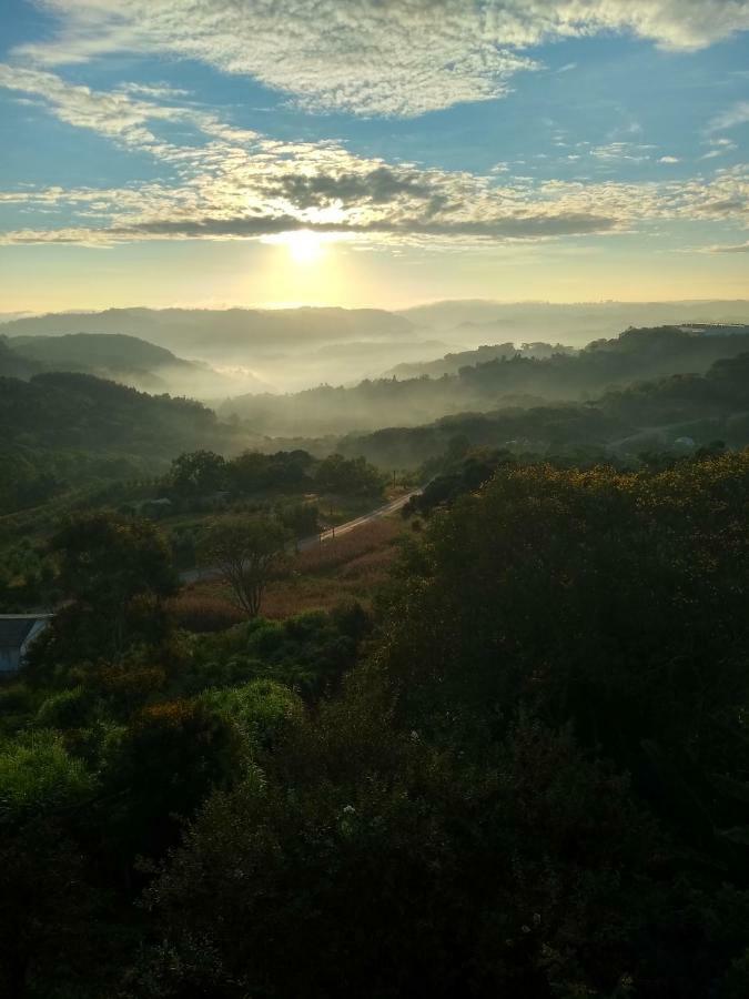 Casa Temporada Monte Belo Do Sul Villa Monte Belo dol Sul ภายนอก รูปภาพ